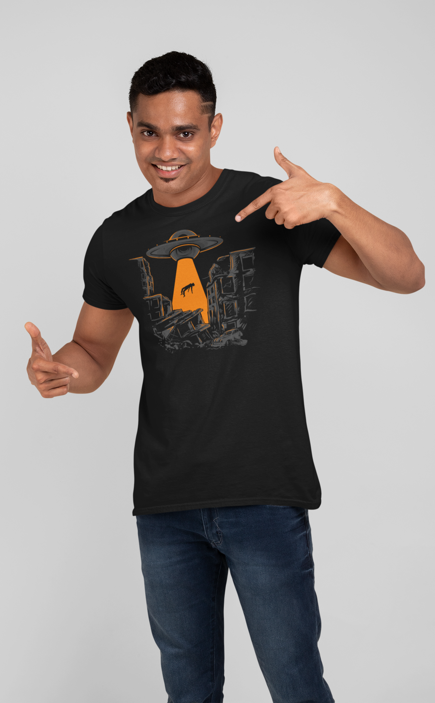 SPACE SHIP ABDUCTION MEN TEE