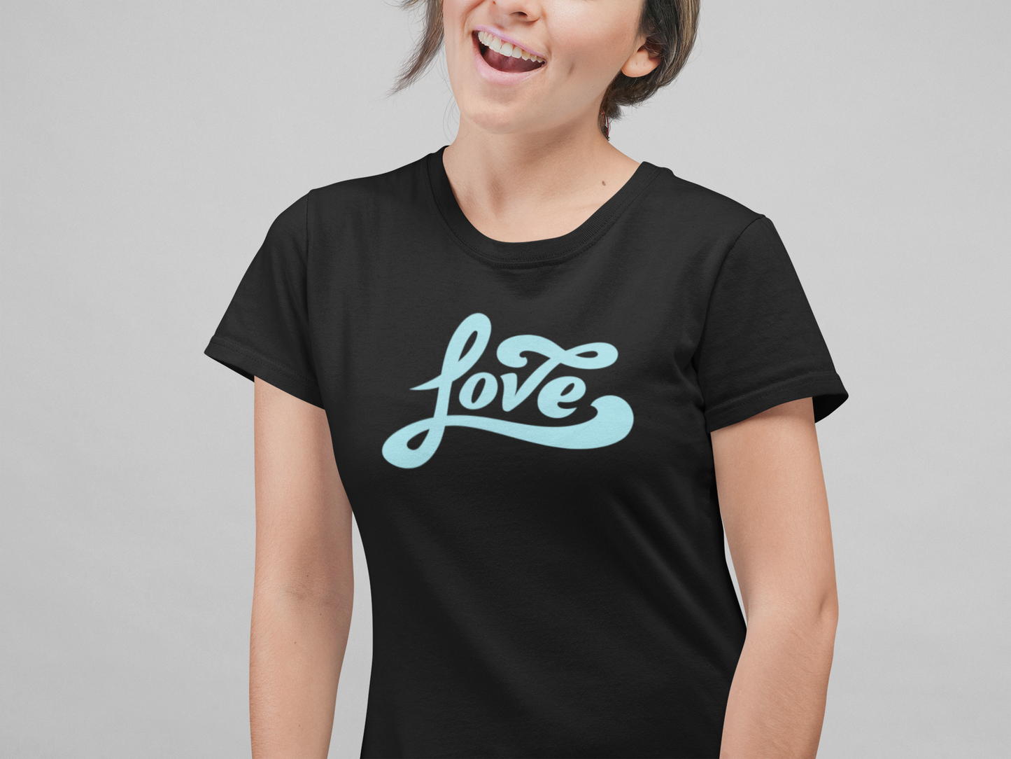 LOVE WOMEN T-SHIRT